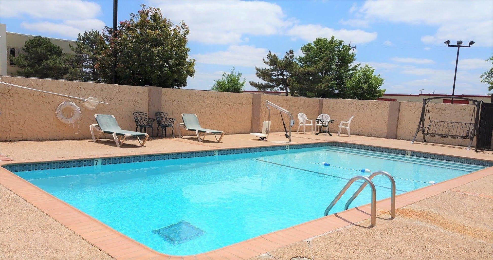 Governors Suites Hotel Oklahoma City Airport Area Exterior foto